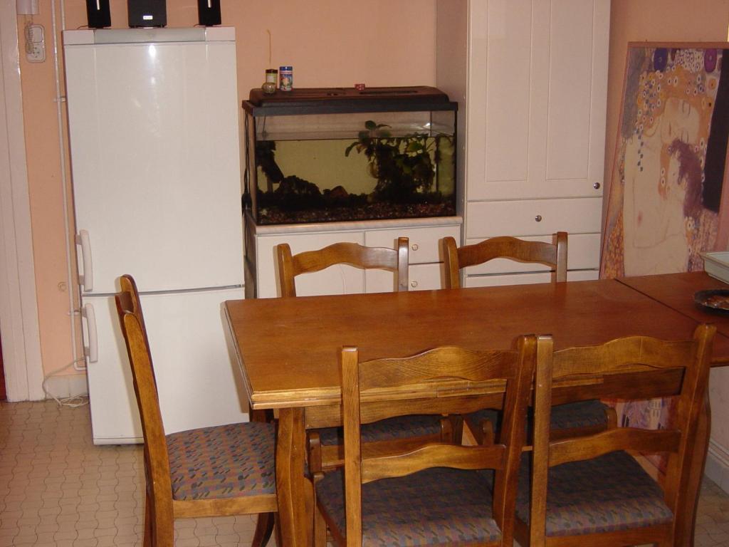 Ringavenue Apartments Budapest Rum bild